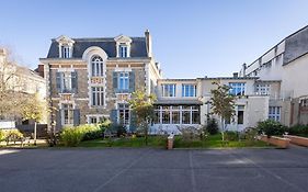 La Maison Blanche - Apparthotels De Charme Chic & Cosy A 350M Du Coeur De Ville De Limoges - Acces Autonome