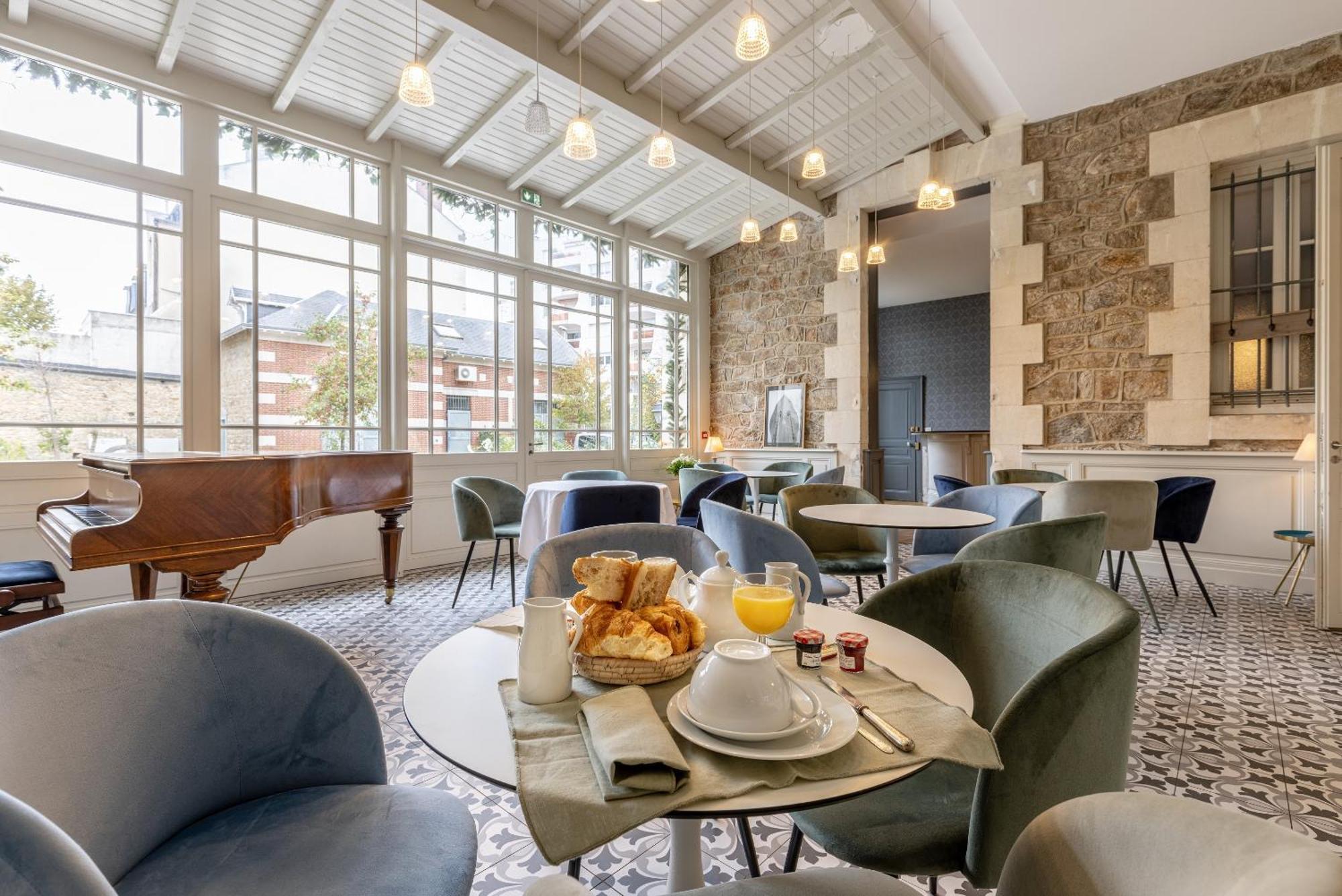 La Maison Blanche - Apparthotels De Charme Chic & Cosy A 350M Du Coeur De Ville De Limoges - Acces Autonome Esterno foto