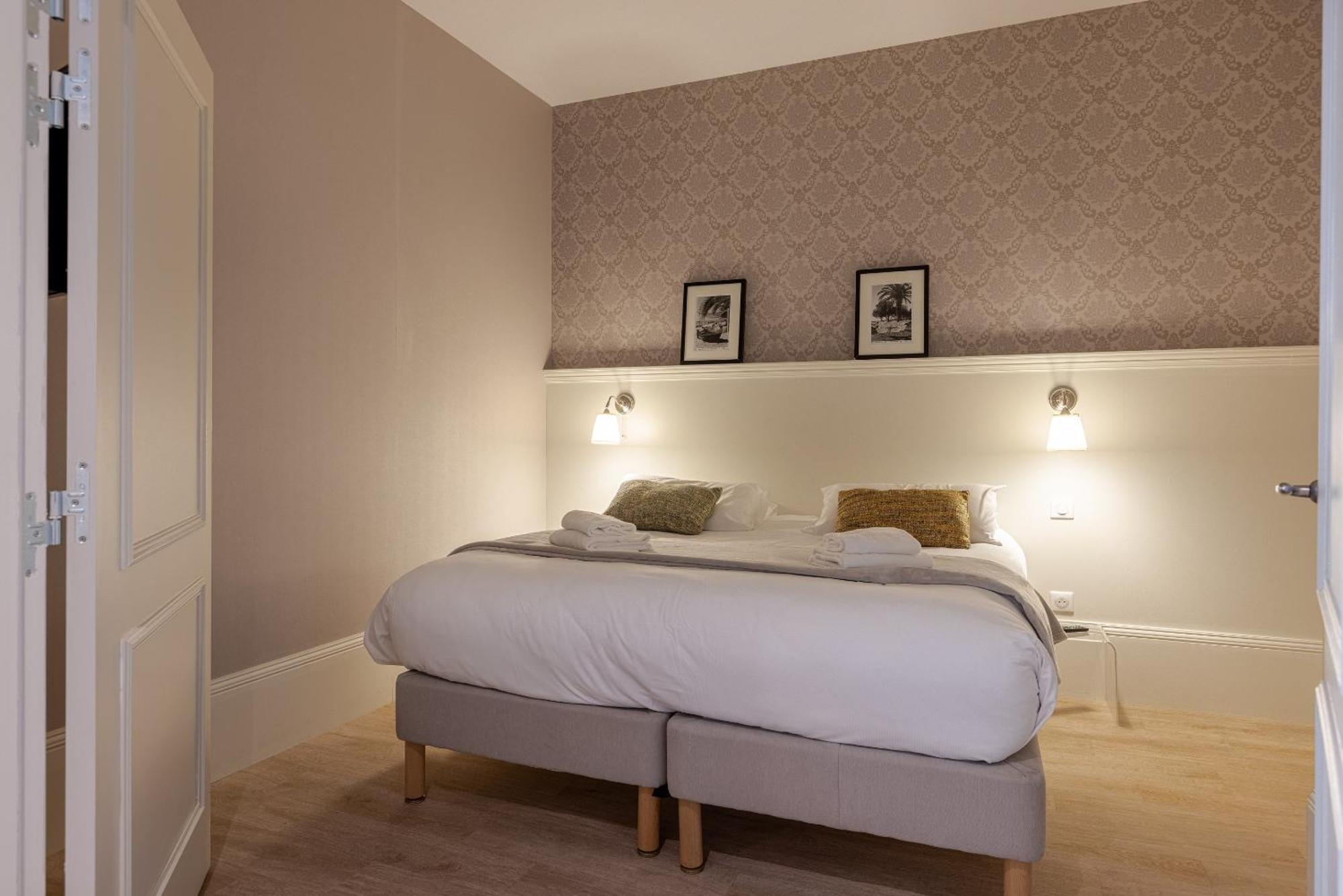 La Maison Blanche - Apparthotels De Charme Chic & Cosy A 350M Du Coeur De Ville De Limoges - Acces Autonome Camera foto