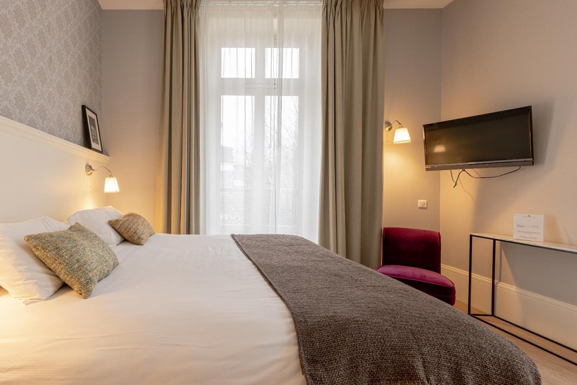 La Maison Blanche - Apparthotels De Charme Chic & Cosy A 350M Du Coeur De Ville De Limoges - Acces Autonome Esterno foto