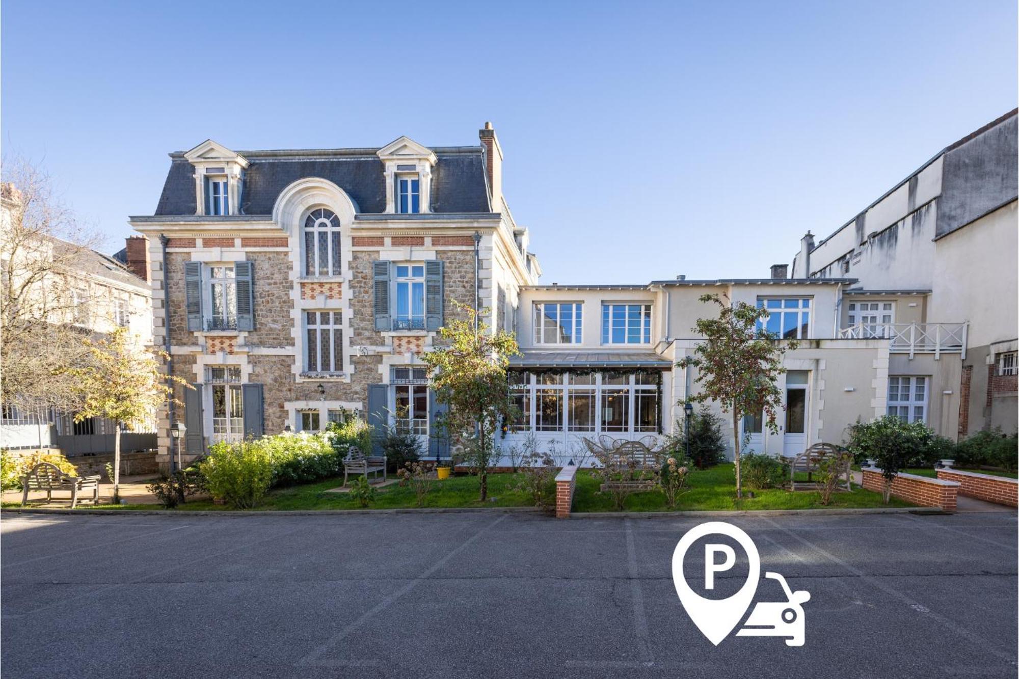 La Maison Blanche - Apparthotels De Charme Chic & Cosy A 350M Du Coeur De Ville De Limoges - Acces Autonome Esterno foto
